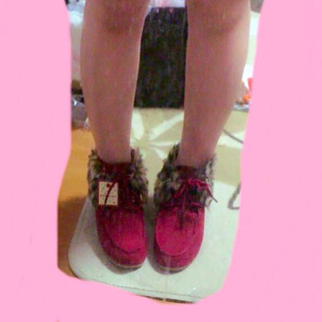 SWIMMER(スイマー)の赤のファーブーツ レディースの靴/シューズ(ブーツ)の商品写真
