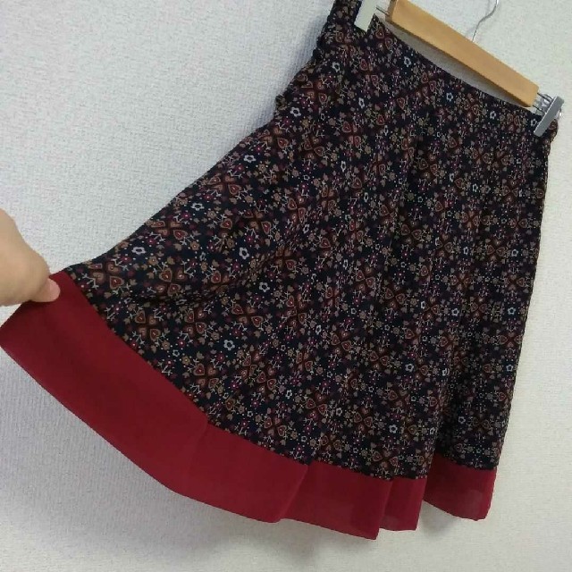fig London(フィグロンドン)のフィグロンドン  花柄スカート レディースのスカート(ひざ丈スカート)の商品写真