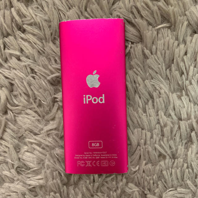 Apple(アップル)のipod nano 8GB ピンク スマホ/家電/カメラのオーディオ機器(ポータブルプレーヤー)の商品写真