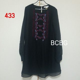 ビーシービージーマックスアズリア(BCBGMAXAZRIA)の433♡BCBG シフォンワンピース(ひざ丈ワンピース)