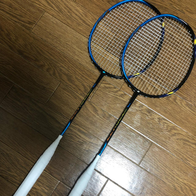 YONEX - アストロクス77 バドミントンラケットの通販 by なべさん's shop｜ヨネックスならラクマ