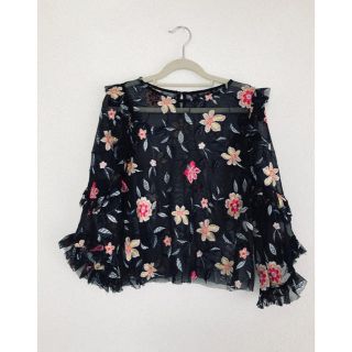 ザラ(ZARA)のzara トップス(カットソー(長袖/七分))