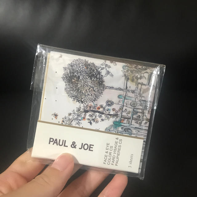 PAUL & JOE(ポールアンドジョー)のフェイス、アイカラー コスメ/美容のベースメイク/化粧品(その他)の商品写真