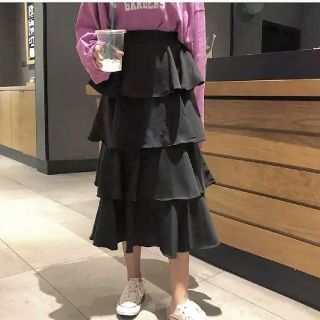 リリーブラウン(Lily Brown)のCAKE FRILL LONG SKIRT.(ロングスカート)