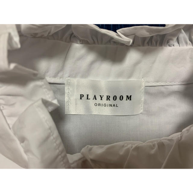 Chesty(チェスティ)のPLAYROOM 新品未使用 ビジューシャツ レディースのトップス(シャツ/ブラウス(長袖/七分))の商品写真