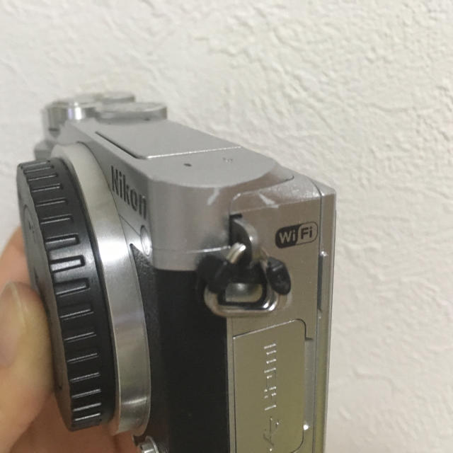 カメラミラーレス一眼  Nikon 1 J5  品