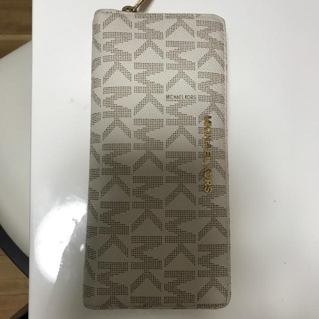 michael kors 長財布