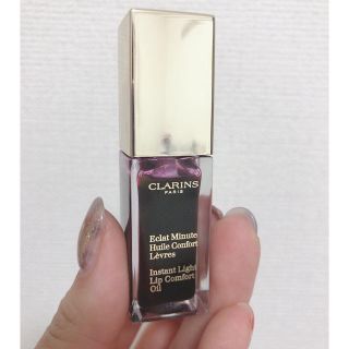 クラランス(CLARINS)のクラランス コンフォートリップオイル ブラックベリー(リップグロス)