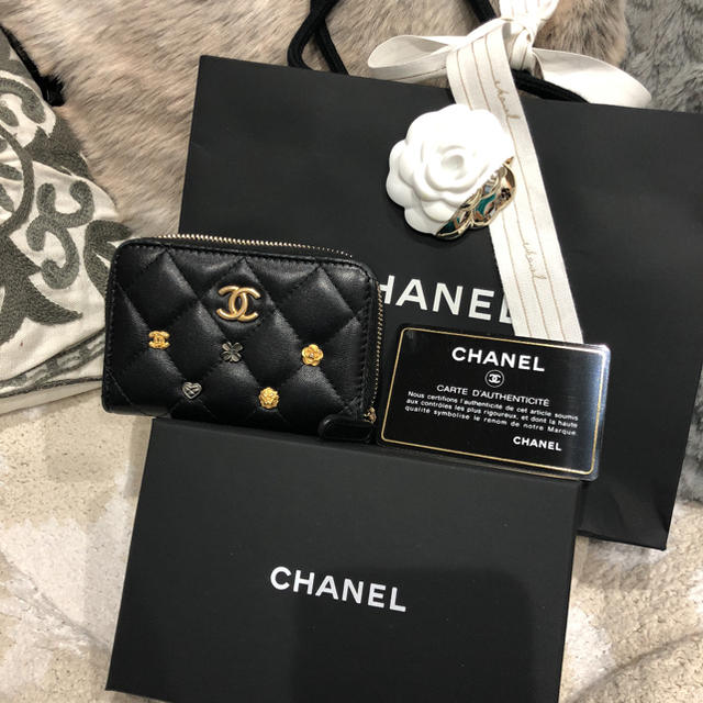 CHANEL シャネル コインケース ラッキーモチーフ／チャーム ラムスキン 黒