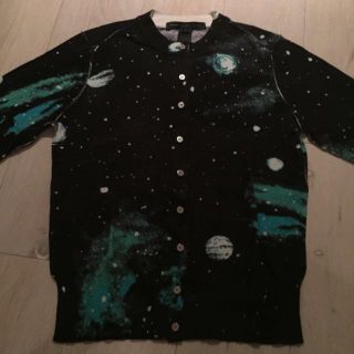 マークバイマークジェイコブス(MARC BY MARC JACOBS)のmarcby宇宙柄カーディガン(カーディガン)