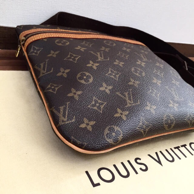 LOUIS VUITTON(ルイヴィトン)の【マルコ様専用】ルイヴィトン2点 ボスフォール ソミュール ショルダーバッグ レディースのバッグ(ショルダーバッグ)の商品写真