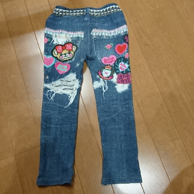 EARTHMAGIC(アースマジック)のアースマジック☆スキニー100 キッズ/ベビー/マタニティのキッズ服女の子用(90cm~)(パンツ/スパッツ)の商品写真