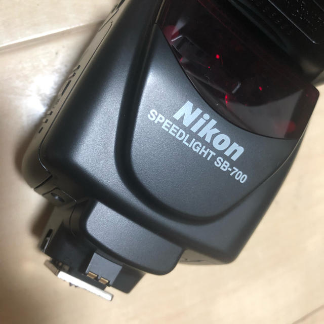 Nikon SPEEDLIGHT SB-700 Nikon SPEEDLIGHT SB-700