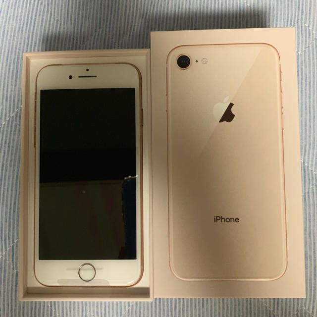 iPhone 64GB au ゴールド 新品同様 【楽天カード分割】