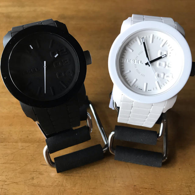 DIESEL - 新品✨ペアセット ディーゼル DIESEL 腕時計 DZ1436 DZ1437の通販 by てっちゃん(´∀｀)｜ディーゼルならラクマ