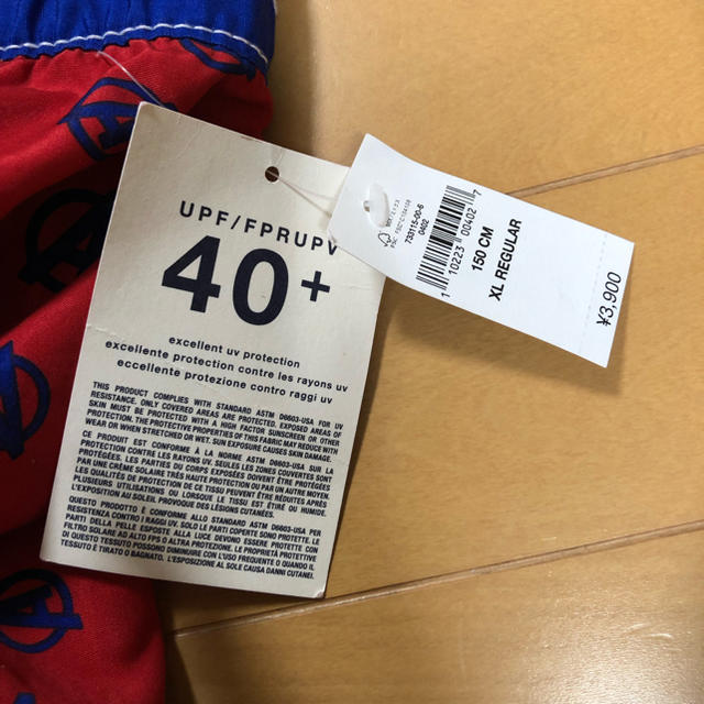 GAP(ギャップ)のサーフパンツ 水着 ハーフパンツ marvel マーベラス 男の子 150cm キッズ/ベビー/マタニティのキッズ服男の子用(90cm~)(水着)の商品写真