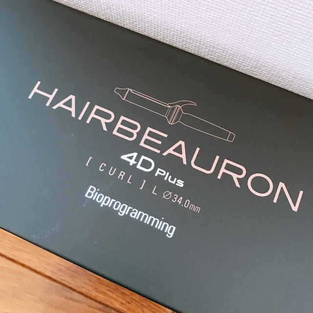 Lumiere Blanc(リュミエールブラン)の【花✳︎花様専用】HAIRBEAURON 4D Plus カール スマホ/家電/カメラの美容/健康(ヘアアイロン)の商品写真