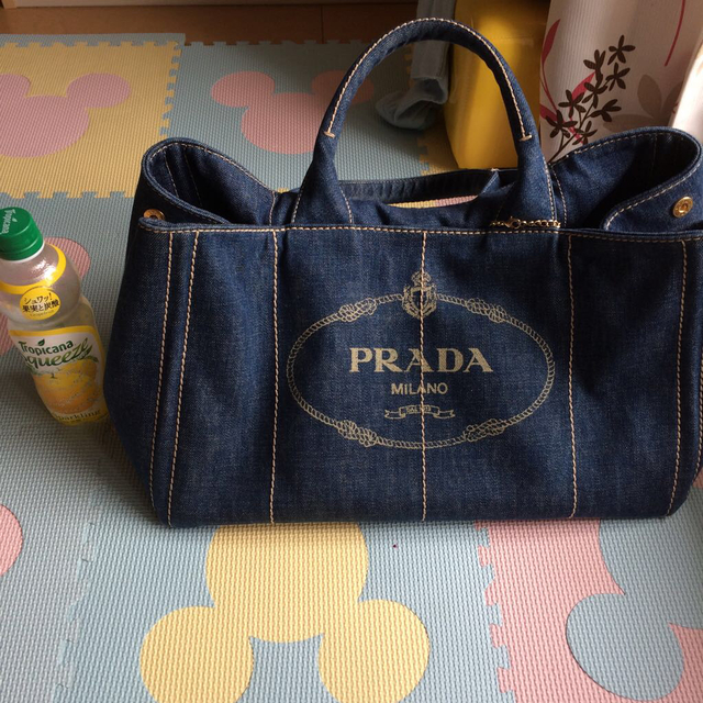 prada カナパ Lサイズ