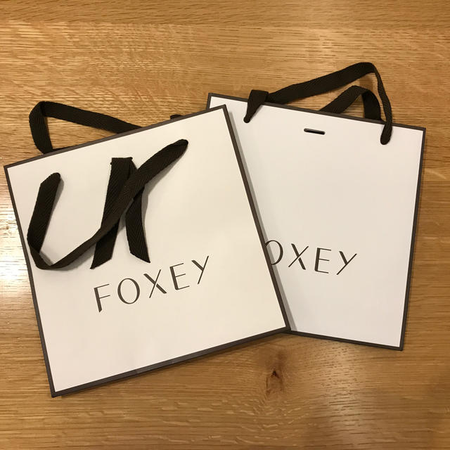 FOXEY(フォクシー)のFOXEY  紙袋 レディースのバッグ(ショップ袋)の商品写真