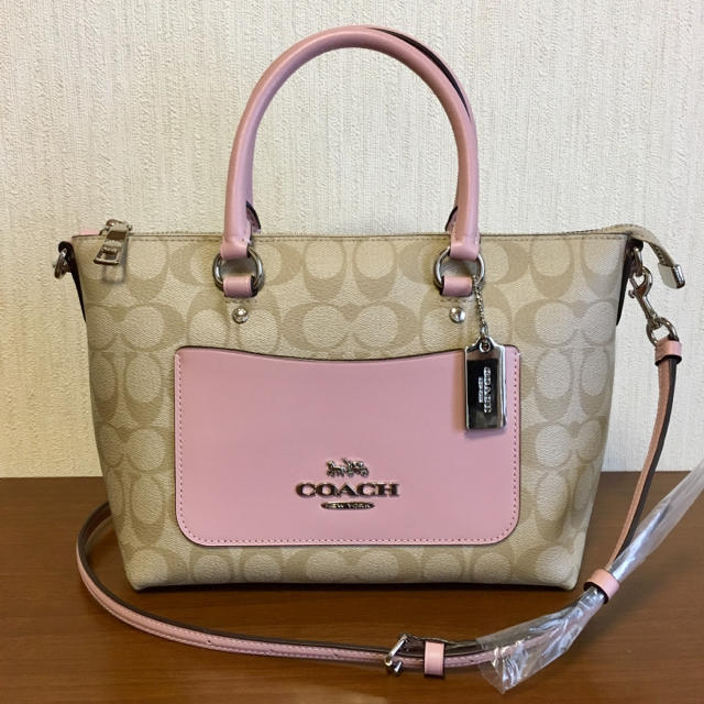 新品・正規品♡coach シグネチャー ミニピンクバッグ