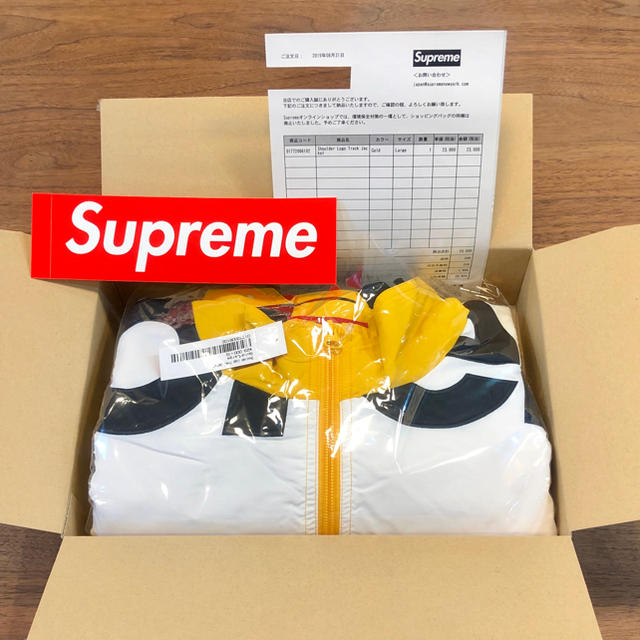 Supreme(シュプリーム)のShoulder Logo Track Jacket Gold Lサイズ メンズのジャケット/アウター(ナイロンジャケット)の商品写真