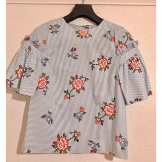 エイチアンドエム(H&M)のトップス  花柄 フラワー ストライプ(シャツ/ブラウス(長袖/七分))