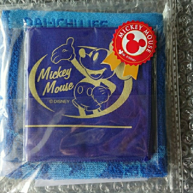Disney(ディズニー)のミッキーマウスバスタオル&ジャガードタオルチーフ インテリア/住まい/日用品の日用品/生活雑貨/旅行(タオル/バス用品)の商品写真