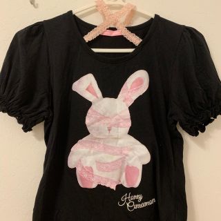 ハニーシナモン(Honey Cinnamon)のHoney cinnamon 🍒 うさちゃんTシャツ(Tシャツ(半袖/袖なし))