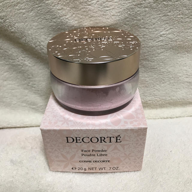 COSME DECORTE(コスメデコルテ)のコスメデコルテフェイスパウダー グローピンク定価5000円 コスメ/美容のベースメイク/化粧品(フェイスパウダー)の商品写真