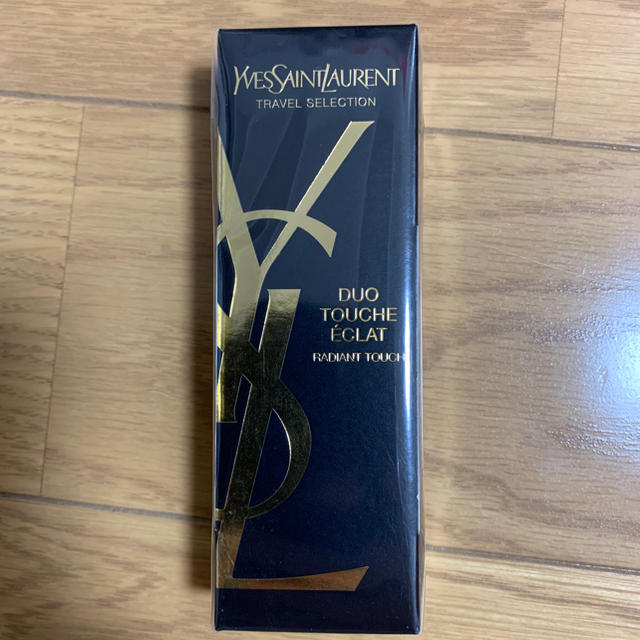 Yves Saint Laurent Beaute(イヴサンローランボーテ)のイブサンローラン コンシーラー コスメ/美容のベースメイク/化粧品(コンシーラー)の商品写真