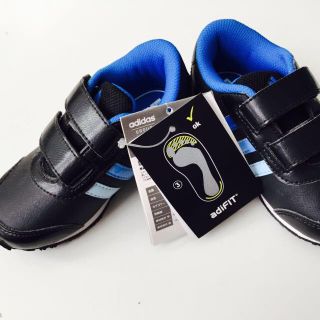 アディダス(adidas)のベビー adidas 14㌢ ブル/ブラ(スニーカー)