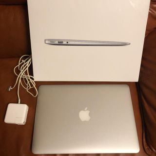 マック(Mac (Apple))の【美品】MacBook air Early 2015 充放電回数少 13インチ(ノートPC)