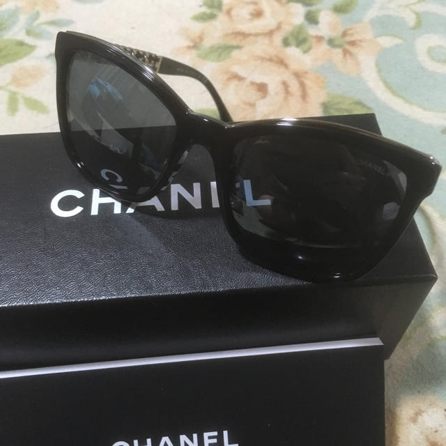 CHANEL シャネル サングラス 3