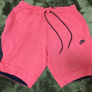 ナイキ(NIKE)の【処分】NIKE ナイキ テックフリース XL Tech Fleece(ショートパンツ)