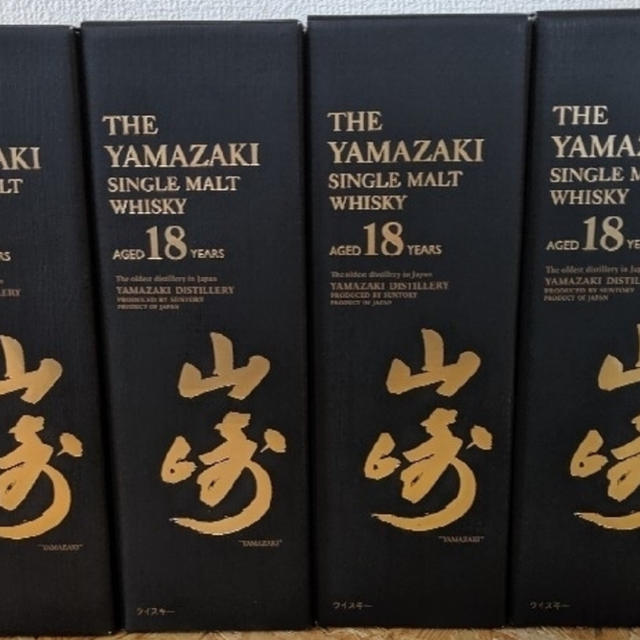 サントリー(サントリー)の山崎18年 化粧箱入り 4本セット 食品/飲料/酒の酒(ウイスキー)の商品写真