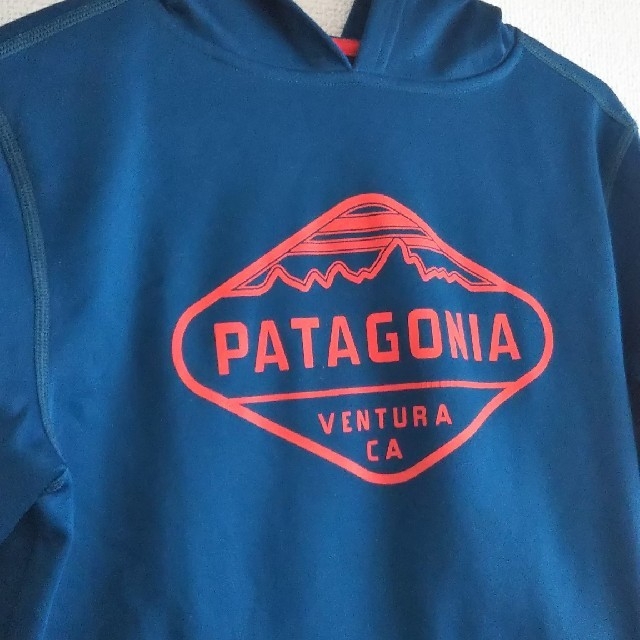 patagonia(パタゴニア)のパタゴニア／パーカー／ジュニアサイズL キッズ/ベビー/マタニティのキッズ服男の子用(90cm~)(その他)の商品写真