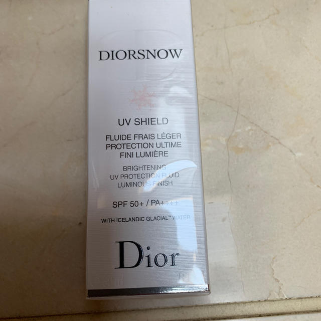 Dior(ディオール)のＤIORSNOW  UV SHELD コスメ/美容のボディケア(日焼け止め/サンオイル)の商品写真