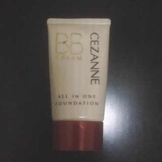 セザンヌケショウヒン(CEZANNE（セザンヌ化粧品）)のセザンヌ BBクリーム 半分くらい(BBクリーム)