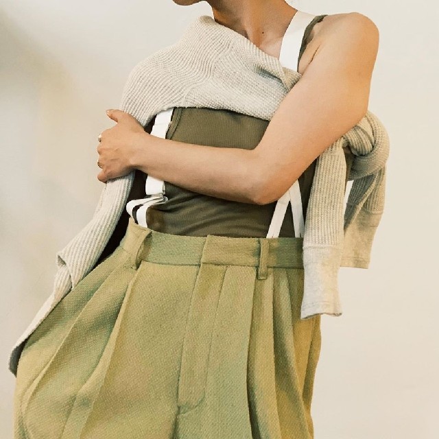 fumika uchida 新品 サスペンダー 枚数限定 9435円 www.gold-and-wood.com