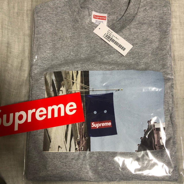 Supreme(シュプリーム)のsupreme 19aw Banner tee グレー Sサイズ メンズのトップス(Tシャツ/カットソー(半袖/袖なし))の商品写真