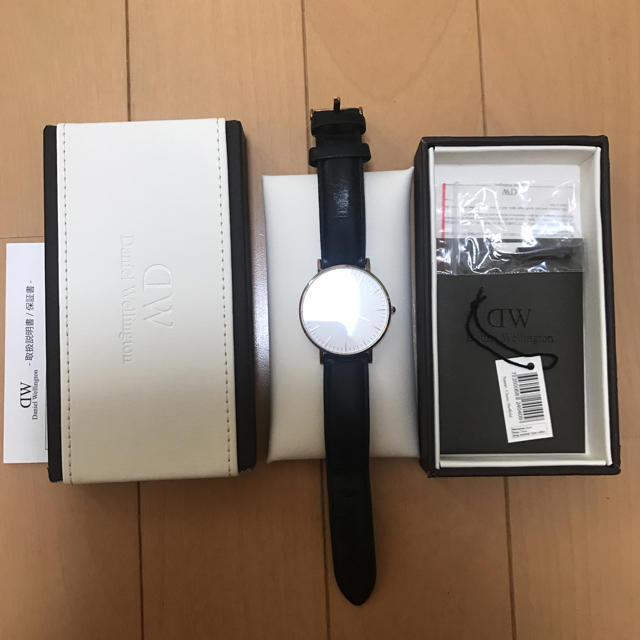 Daniel Wellington(ダニエルウェリントン)のDW ブラック×ゴールド レディースのファッション小物(腕時計)の商品写真