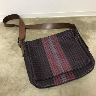 ボッテガヴェネタ(Bottega Veneta)の《レアカラー》ボッテガヴェネタ  イントレチャート ショルダー（161314）(ショルダーバッグ)