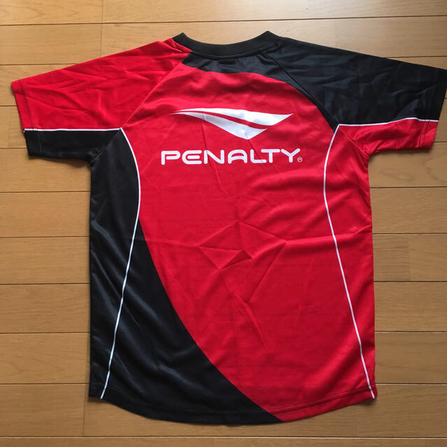 PENALTY(ペナルティ)のペナルティ150cmフットサルTシャツ スポーツ/アウトドアのサッカー/フットサル(ウェア)の商品写真