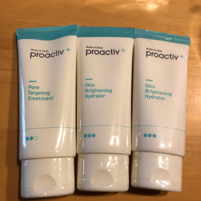 proactiv(プロアクティブ)のプロアクティブ+2  3  セット コスメ/美容のスキンケア/基礎化粧品(美容液)の商品写真