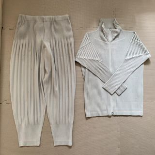 お値下げしました!極美品!イッセイミヤケプリーツプリーズ