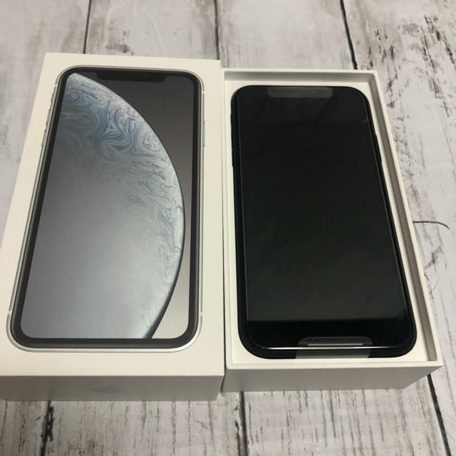 iPhone XR 64GB ブラック SIMフリー 新品未使用