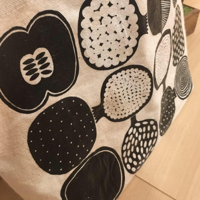 marimekko(マリメッコ)のmarimekko ミニトートバッグ デコパージュ レディースのバッグ(トートバッグ)の商品写真