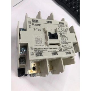 ミツビシデンキ(三菱電機)の【中古品】三菱電機 電磁接触器 S-Ｔ65 コイル電圧 AC200V(その他)