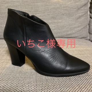 ローズバッド(ROSE BUD)のローズバット♡ショートブーツ  レザー 未使用(ブーツ)