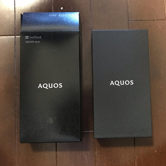 AQUOS ZERO ブラック simロック解除済み 値引き交渉OK